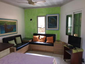 Casa geminada p/ 4 hóspedes, 50m da Praia ING823
